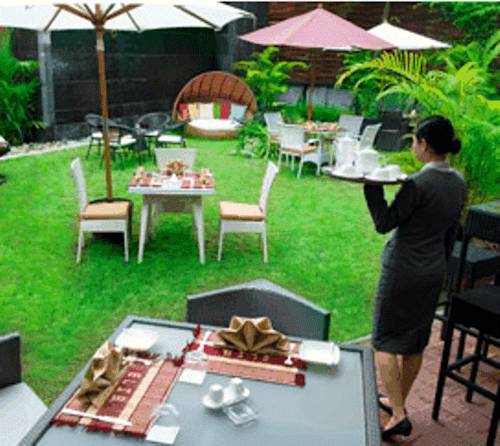 Avenue 64 Hotel Yangon Exterior foto